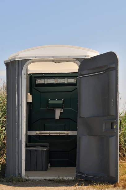Best Portable restroom trailer rental  in Massapequa Park, NY